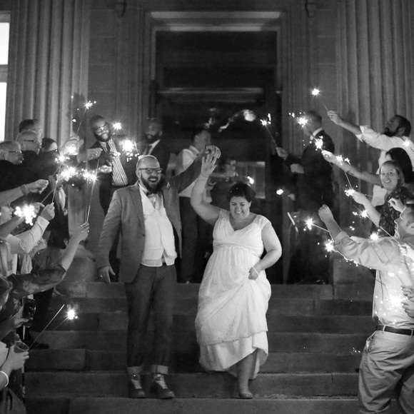 Meet your Posher, Lauren (or LaLa!) - Picture 8 of 8